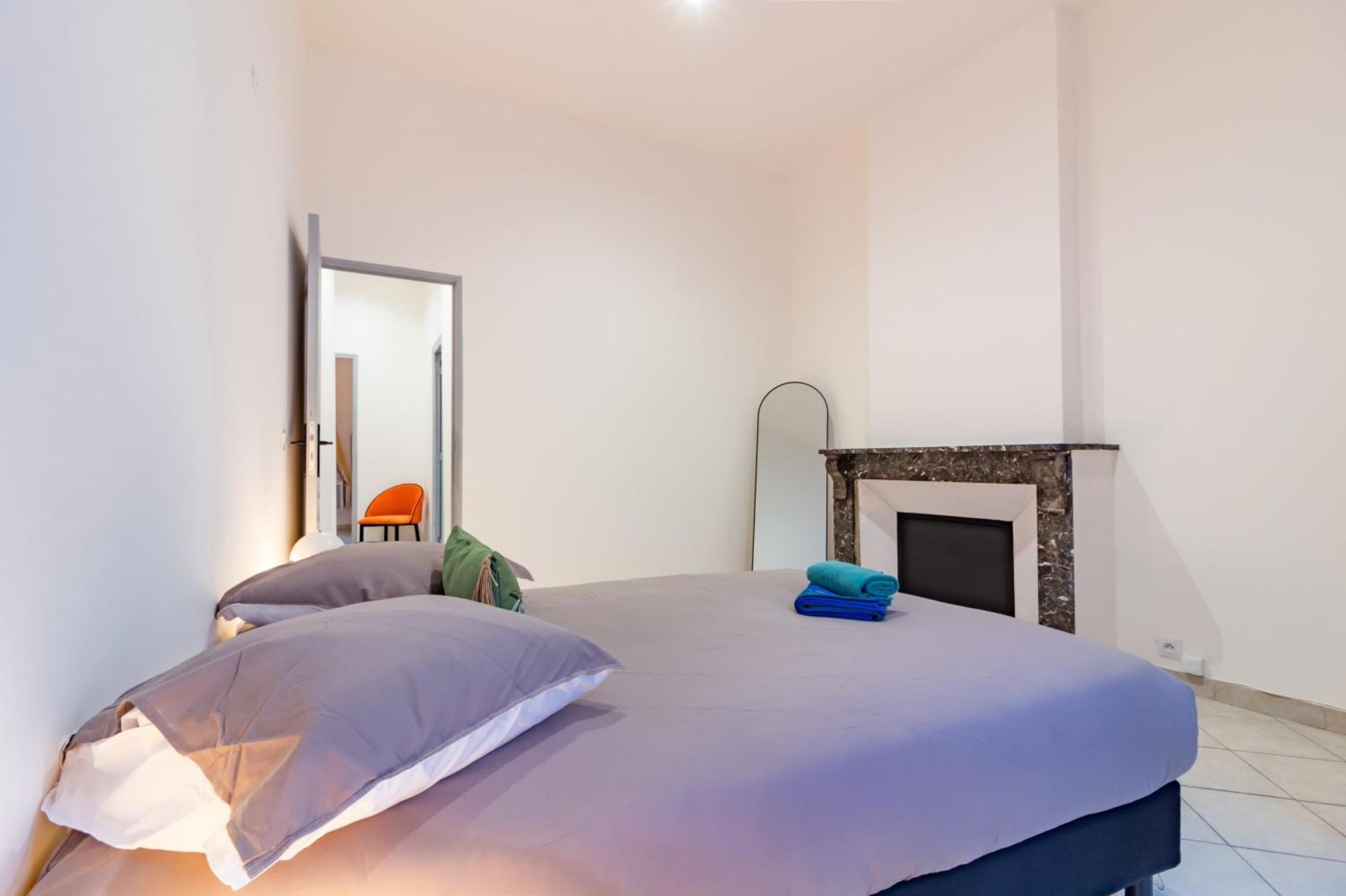Spacieux Appartement En Plein Coeur De בזייה מראה חיצוני תמונה