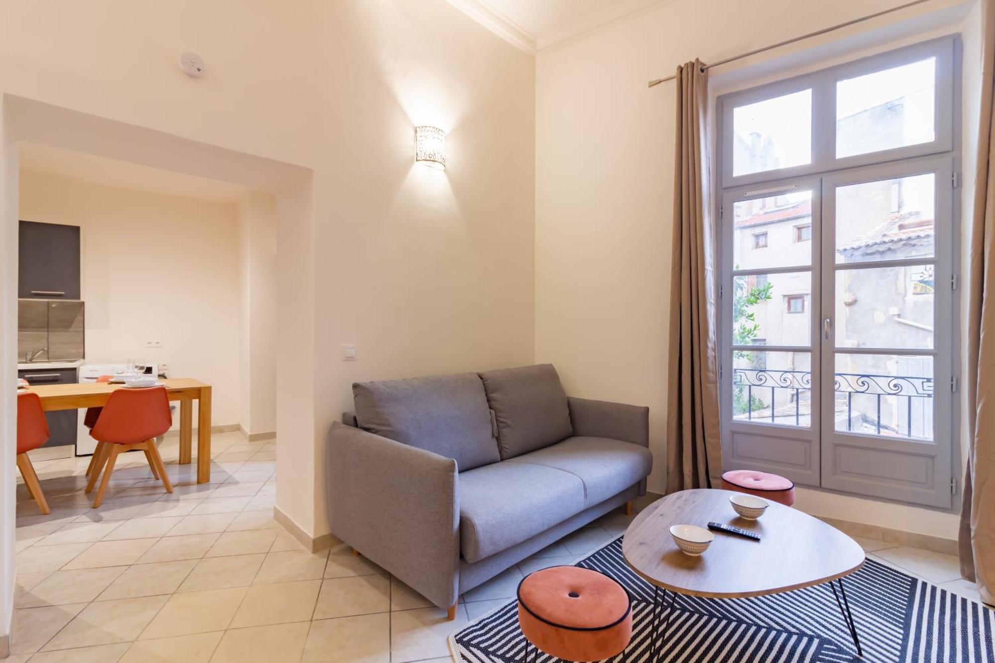 Spacieux Appartement En Plein Coeur De בזייה מראה חיצוני תמונה