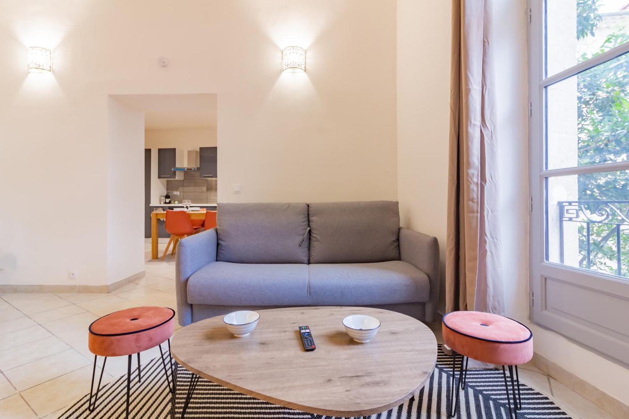 Spacieux Appartement En Plein Coeur De בזייה מראה חיצוני תמונה